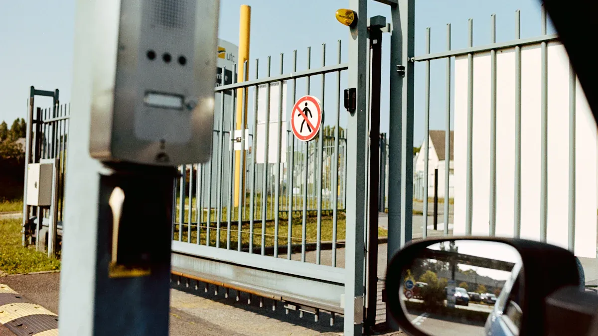 Smart Fencing and Gate Automation for Residential Properties