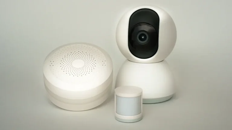 Smart Wearables and Home Integration: How Devices Communicate