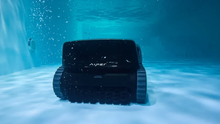 Smart Pool Systems: Automation, Cleaning & Water Quality Control